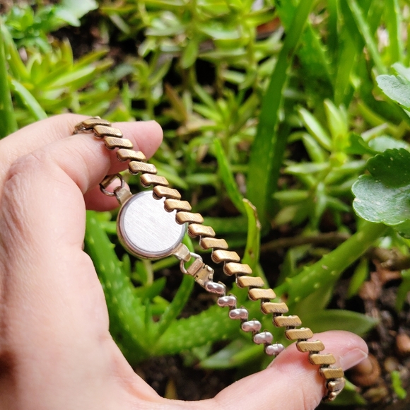 Vintage Smiths Empire 7 Jewels Gold Stretch Watch - Picture 7 of 7